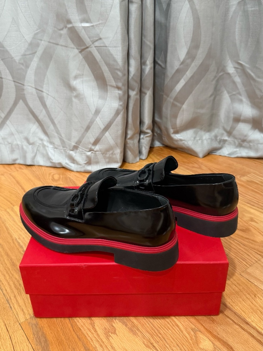Ferragamo Fiorello Patent Leather Loafers- Men 10M - Picture 2 of 4
